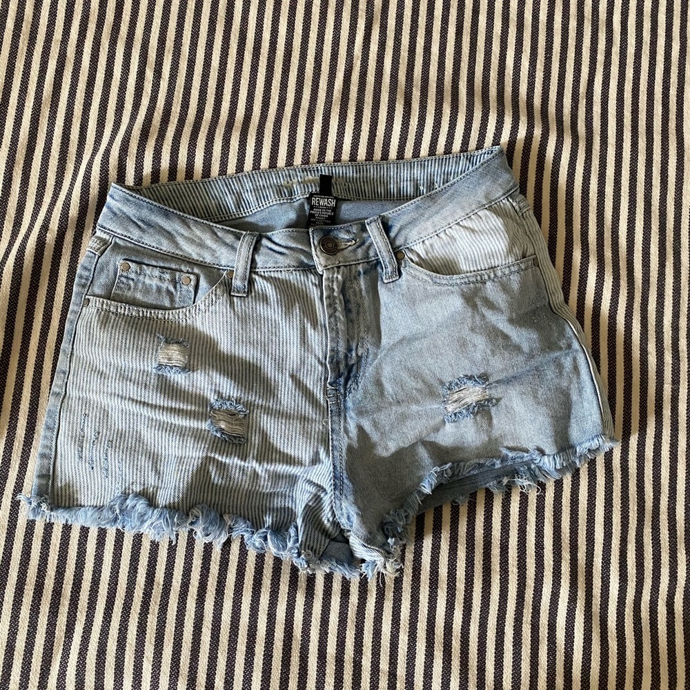 ✰ striped shorts ✰